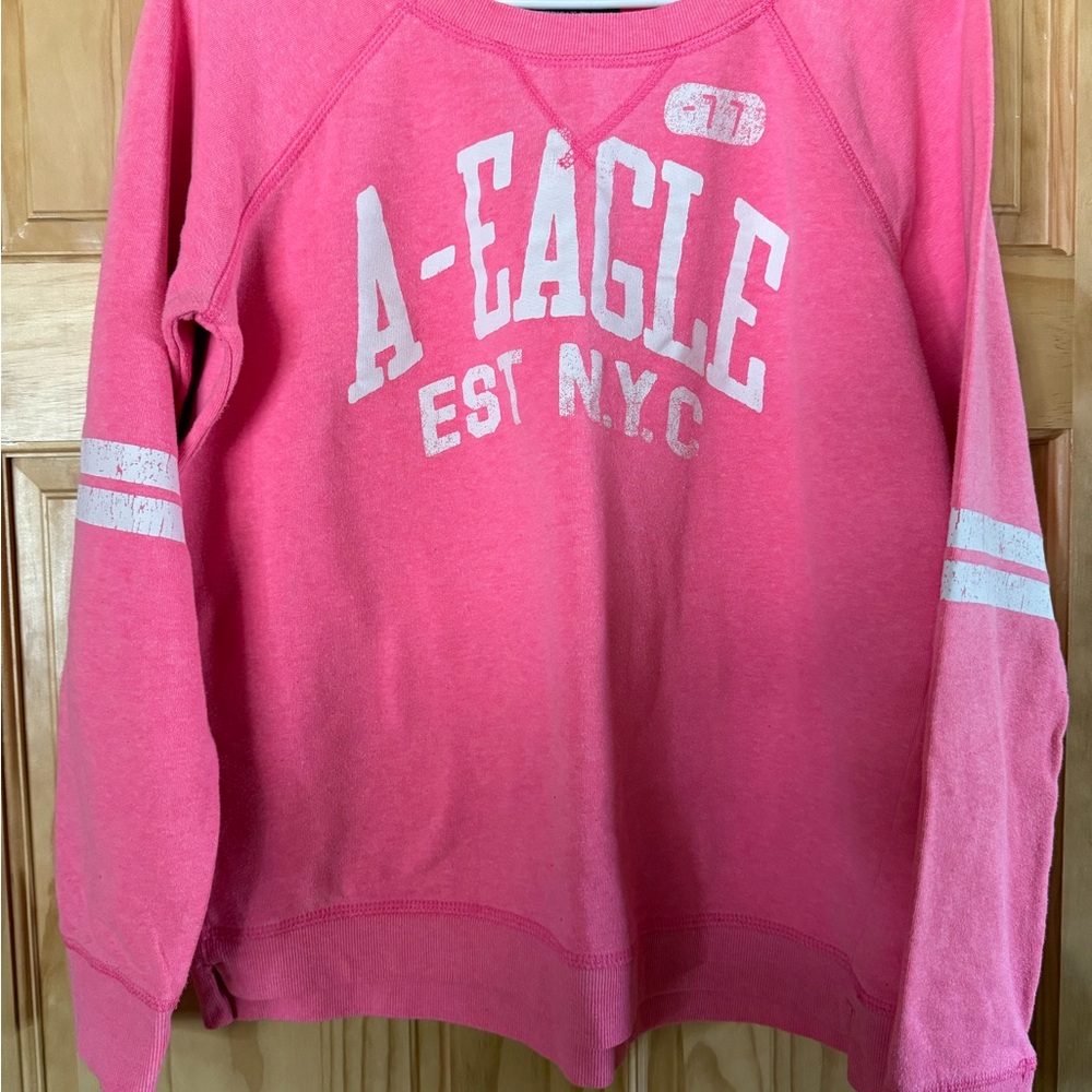 American eagle sweatshirt size large used in good condition